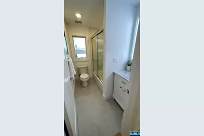 211 Slocum Way A #A, Fort Lee, NJ 07024 - Photo 19
