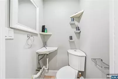 17-19 Porter Avenue, Newark, NJ 07112 - Photo 23