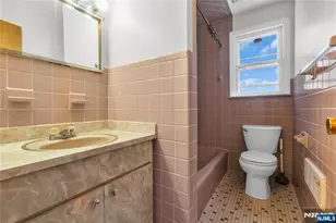 115 Van Riper Ave 2, Clifton, NJ 07011 - Photo 9