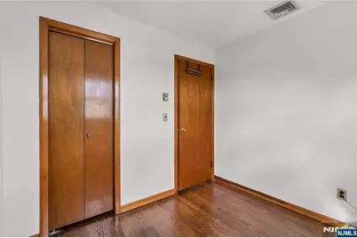 115 Van Riper Avenue 2 #2, Clifton, NJ 07011 - Photo 17