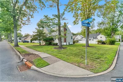 257 Hamilton Road, Teaneck Township, NJ 07666 - Photo 3
