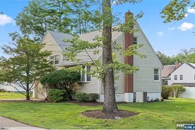 257 Hamilton Road, Teaneck Township, NJ 07666 - Photo 25