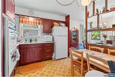 257 Hamilton Road, Teaneck Township, NJ 07666 - Photo 11