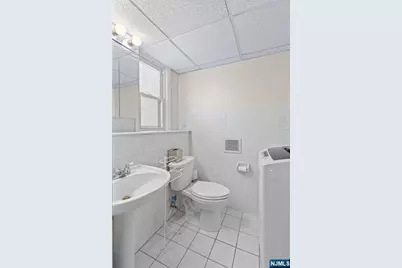 257 Hamilton Road, Teaneck Township, NJ 07666 - Photo 21