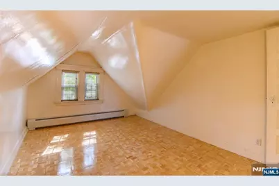 35 E Pierrepont Avenue, Rutherford, NJ 07070 - Photo 29