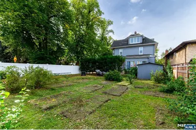 35 E Pierrepont Avenue, Rutherford, NJ 07070 - Photo 33