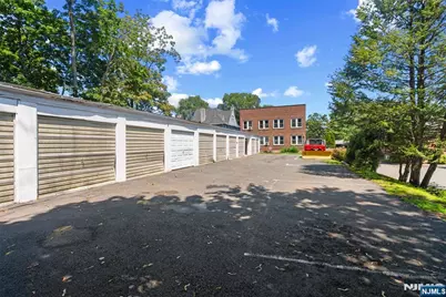 60-62 Elmwood Avenue, Montclair, NJ 07042 - Photo 21