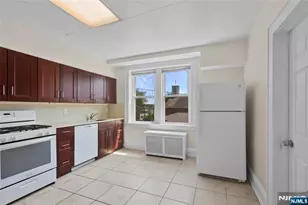 60-62 Elmwood Ave, Montclair, NJ 07042 - Photo 5