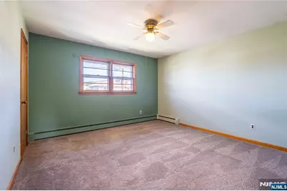 34 Cottage Place, Garfield, NJ 07026 - Photo 17