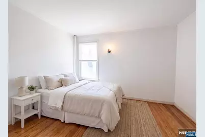 20 Valley Place, Edgewater, NJ 07020 - Photo 27
