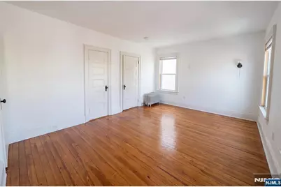 20 Valley Place, Edgewater, NJ 07020 - Photo 19