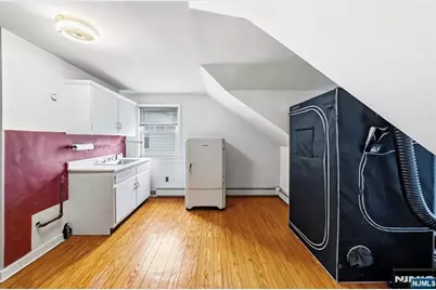 1028 Harvard Place, Fort Lee, NJ 07024 - Photo 31