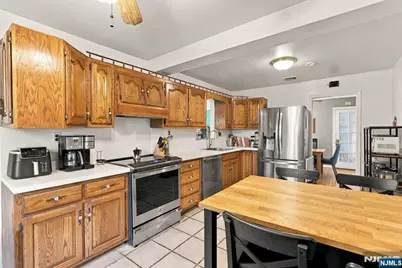 32 Stanley Avenue, Nutley, NJ 07110 - Photo 13