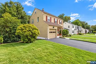 32 Stanley Ave, Nutley, NJ 07110 - Photo 3