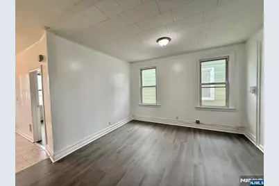 286 Boyd Avenue Apt2 #APT2, Jersey City, NJ 07304 - Photo 9