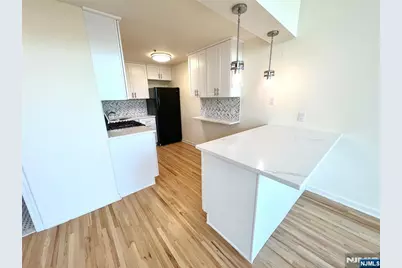 9 Park Avenue 2B #2B, Rutherford, NJ 07070 - Photo 7