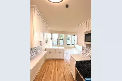 9 Park Avenue 2B #2B, Rutherford, NJ 07070 - Photo 11