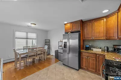 26 Franklin Street 2 #2, Elmwood Park, NJ 07407 - Photo 5