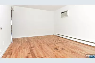 348 Westminster Place 1 #1, Lodi, NJ 07644 - Photo 5
