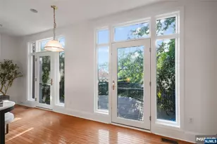 105 Hudson Cove, Edgewater, NJ 07020 - Photo 9
