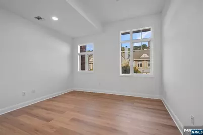 105 Hudson Cove, Edgewater, NJ 07020 - Photo 35