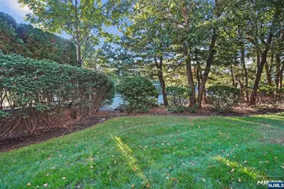 105 Hudson Cove, Edgewater, NJ 07020 - Photo 43