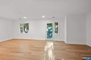 105 Hudson Cove, Edgewater, NJ 07020 - Photo 39