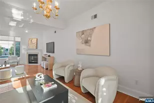 105 Hudson Cove, Edgewater, NJ 07020 - Photo 11