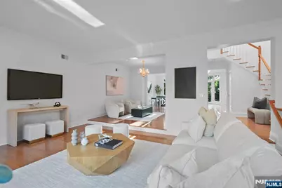 105 Hudson Cove, Edgewater, NJ 07020 - Photo 21