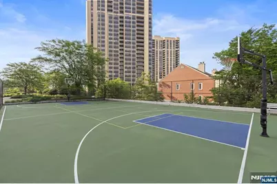 300 Winston 707 #707, Cliffside Park, NJ 07010 - Photo 5