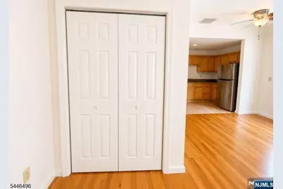 151 Valley Road D #D, Montclair, NJ 07042 - Photo 3