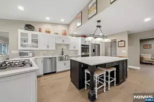 580 Ridge Rd, River Vale Township, NJ 07675 - Photo 9