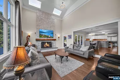 67 Seminary Drive, Mahwah, NJ 07430 - Photo 9