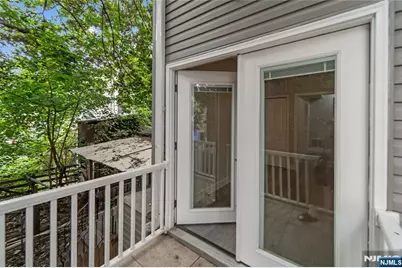 467 Bergen Avenue, Jersey City, NJ 07304 - Photo 19