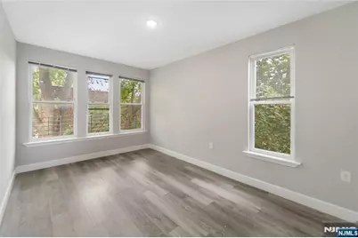 467 Bergen Avenue, Jersey City, NJ 07304 - Photo 11