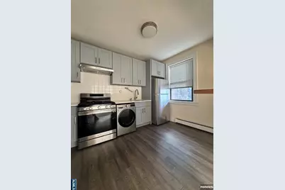 432 Broad Avenue, Ridgefield, NJ 07657 - Photo 1