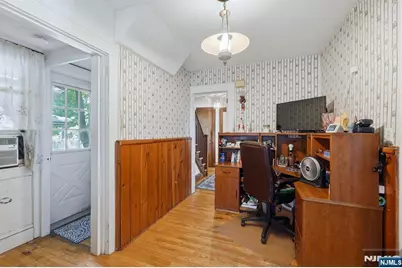 749 Kinderkamack Road, River Edge, NJ 07661 - Photo 7