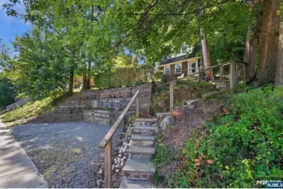 749 Kinderkamack Road, River Edge, NJ 07661 - Photo 17