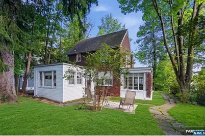 749 Kinderkamack Road, River Edge, NJ 07661 - Photo 15