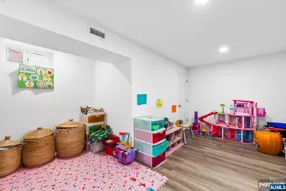 8 Ashland Street, Caldwell, NJ 07006 - Photo 15