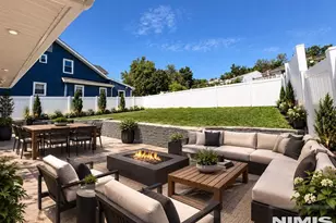 13 Minnisink Rd, Totowa, NJ 07512 - Photo 1