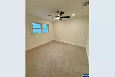 13 Minnisink Road, Totowa, NJ 07512 - Photo 17