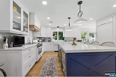 584 Sylvan Place, Haworth, NJ 07641 - Photo 17