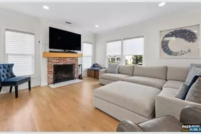 584 Sylvan Place, Haworth, NJ 07641 - Photo 7