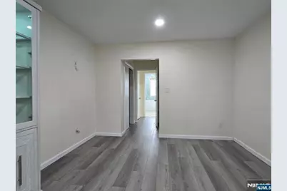 26 Clinton Street 4A #4A, Belleville, NJ 07109 - Photo 11