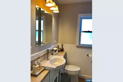 21-23 Union Place Fl 2 #FL 2, Ridgefield Park, NJ 07660 - Photo 11