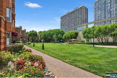 100 Old Palisade Road 2209 #2209, Fort Lee, NJ 07024 - Photo 25