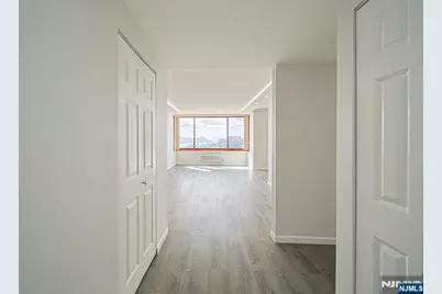 100 Old Palisade Road 2209 #2209, Fort Lee, NJ 07024 - Photo 13