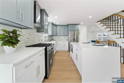 89 Susan Court, Clifton, NJ 07012 - Photo 5