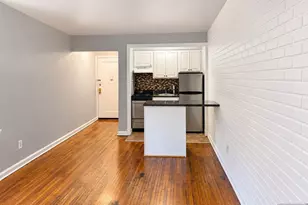 306 Grafton Ave 1M, Newark, NJ 07104 - Photo 1